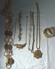 (5) Gold-Tone Necklaces (2) Bracelets
