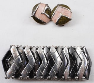 (3) Piece Bracelet & Earrings