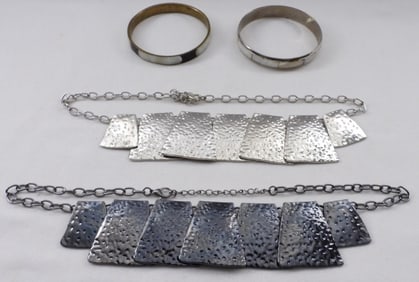 (2) Necklaces & (2) Bracelets