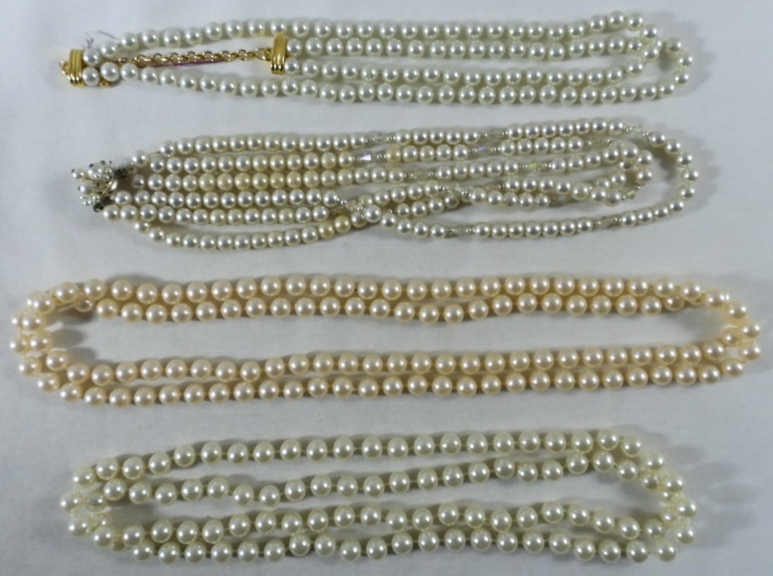 4 Faux Pearl Necklace: Bid Vintage
