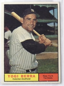 TOPPS Number 425 Yogi Berra