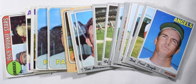 (27) Various TOPPS Baseball Player Cards