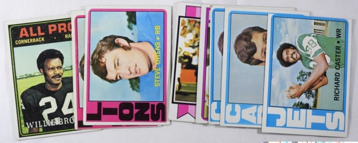 (12) Various Football Cards