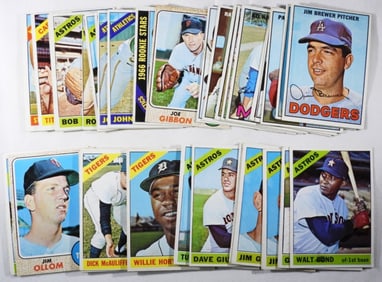 (42) TOPPS Baseball Cards