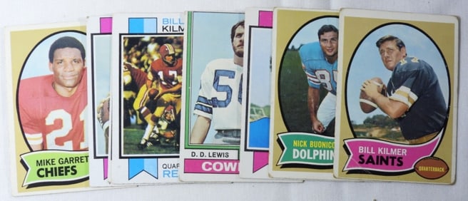 (8) Football Cards
