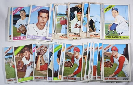 (37) TOPPS Baseball Cards