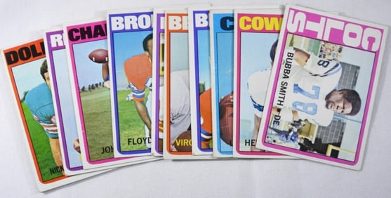 (12) TOPPS Football Cards