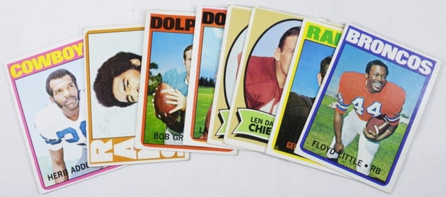 (8) TOPPS Football Cards