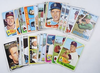 (30) TOPPS Baseball Cards