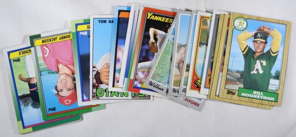 (20) Mixed Lot Of Baseball Cards