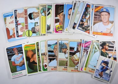 (40) Mixed Lot Of Baseball Cards
