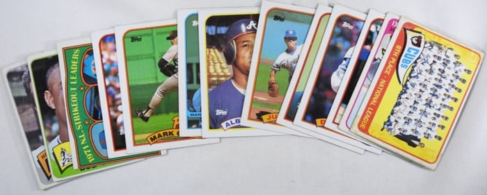 (15) Mixed Lot Of Baseball Cards