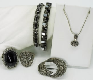 Marcasite, Onyx & Mother of Pearl 925 Set
