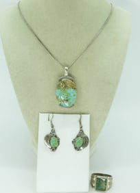 Vintage Turquoise Necklace, Ring & Earrings