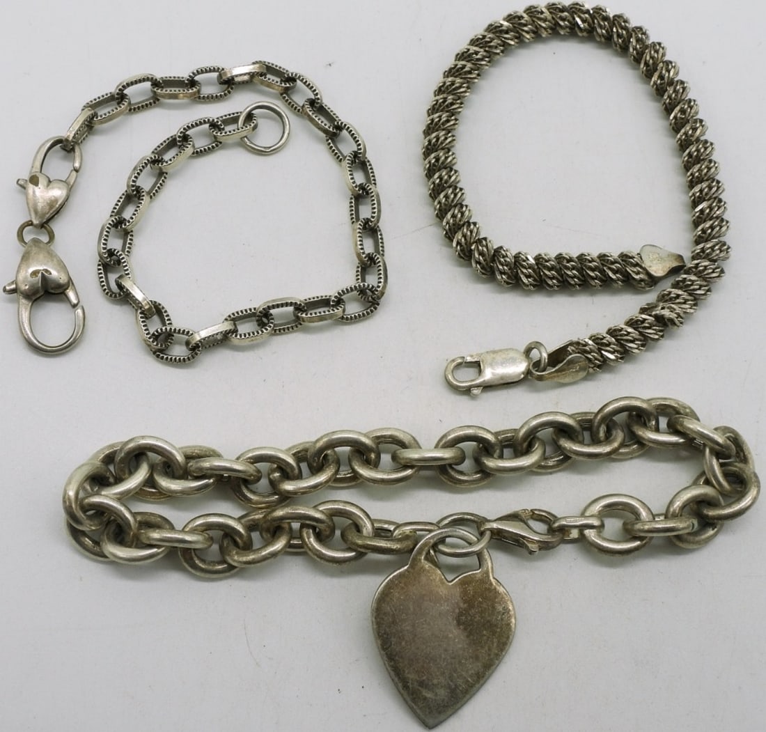 3 Sterling Chain Bracelets: Three sterling chain bracelets, 7.5-8" long. (29 dwt) (6x4x2)