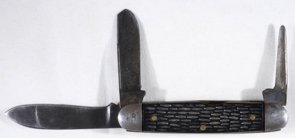 Three-Blade Folding Pocket Knife