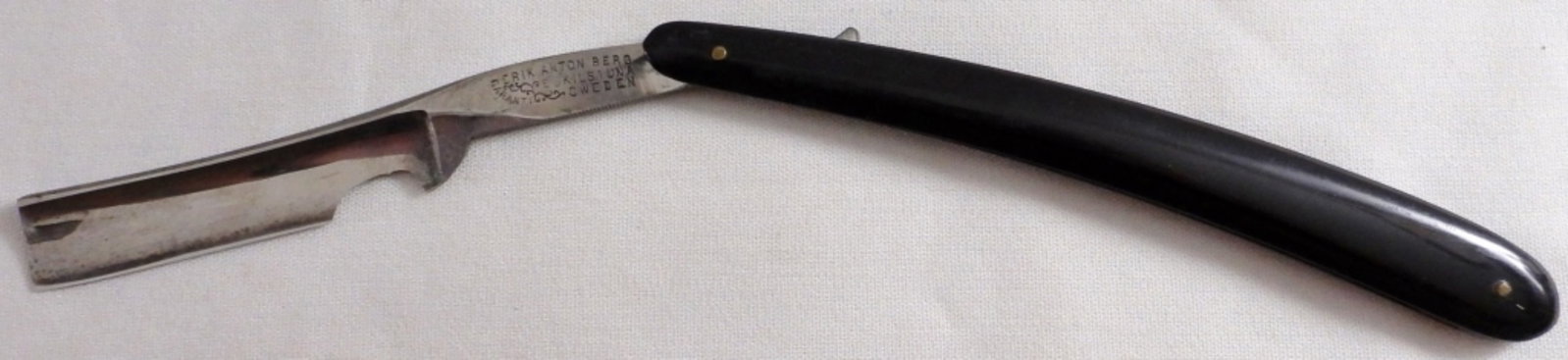 Erik Anton Berg Vintage Straight Razor: Eskilstuna Sweden, good condition