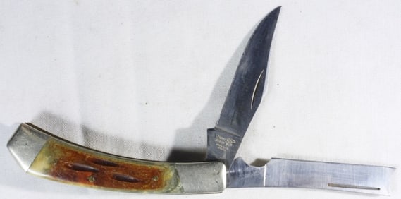 Frost Cutlery Stag Two-Blade Pocket Knife