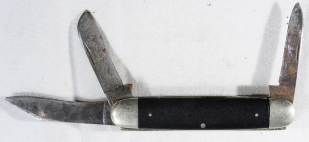 Case Three-Blade Folding Pocket Knife