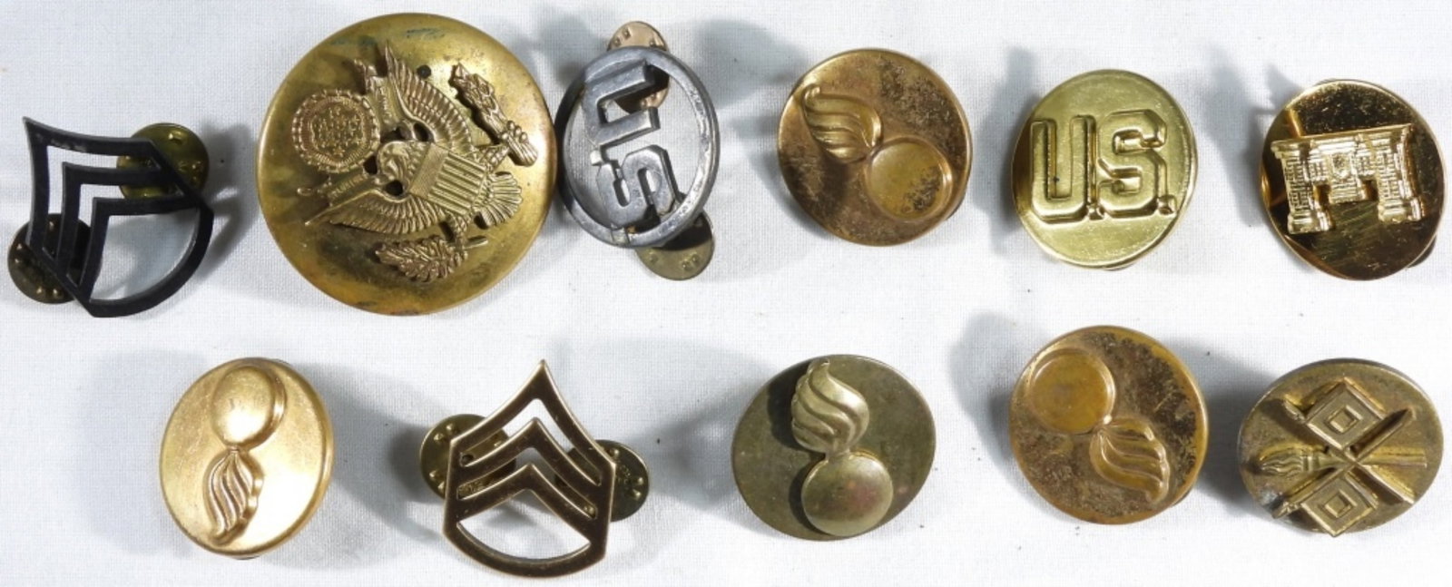 Variety Of Military Pins: Various conditions