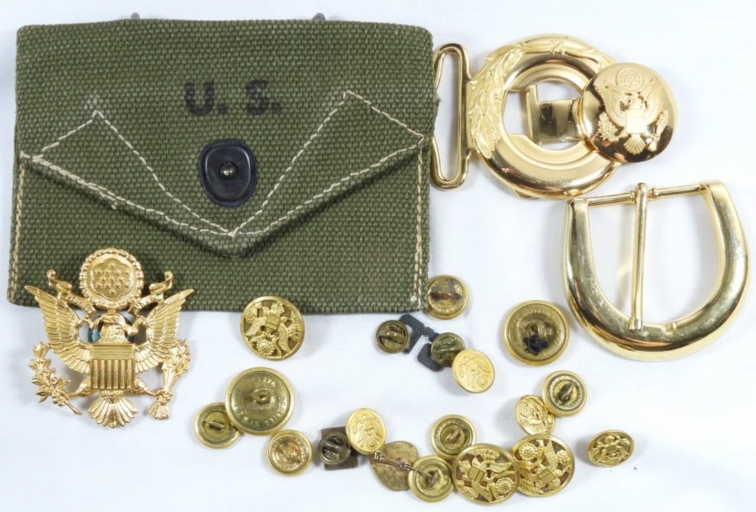 Variety Of Gold-Tone Military Pins: Various kinds, good condition