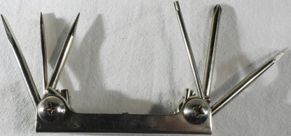 Six-Screwdrivers In One Made In Taiwan