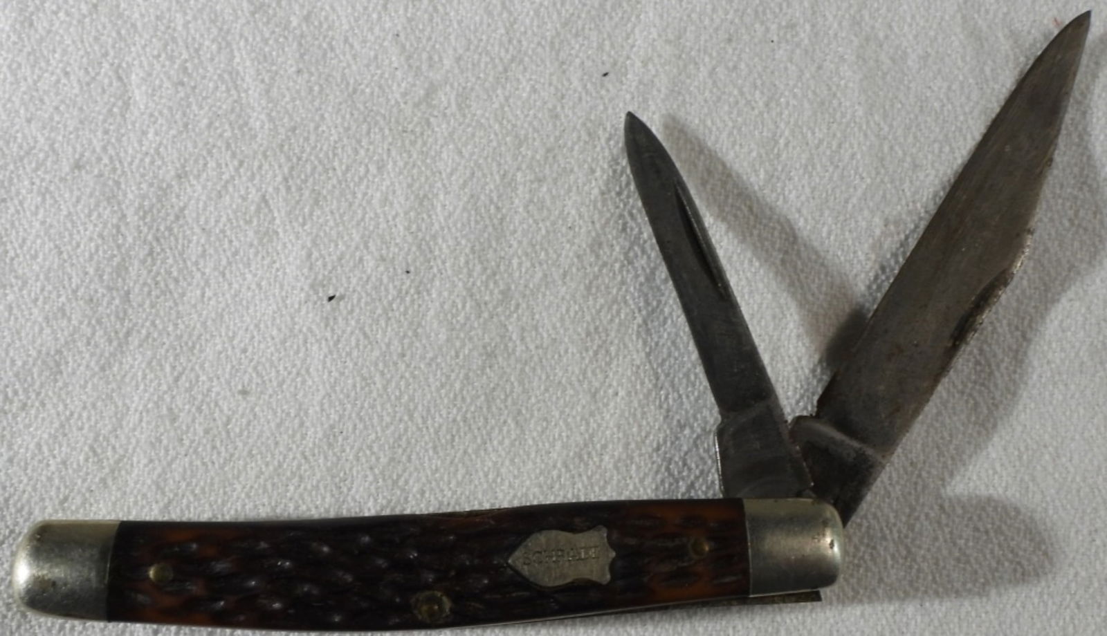 Schrade Two-Blade Pocket Knife (1 of 3)