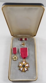 Legion Of Merit Medal & Mini Medal In Case