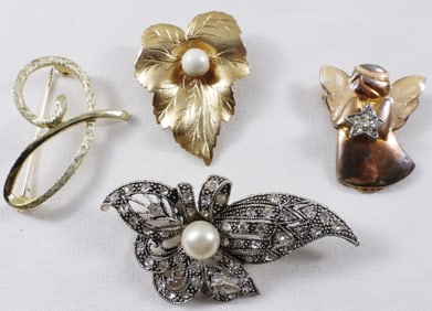(4) Brooches
