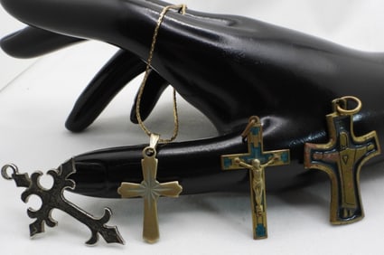 (4) Religious Pendants