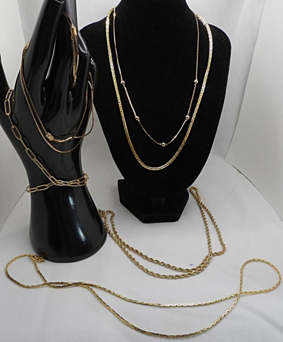 (6) Chain Necklaces: Different lengths and weights
