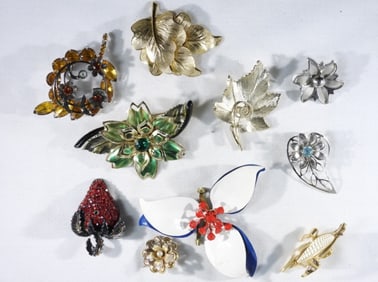 (10) Floral Brooches