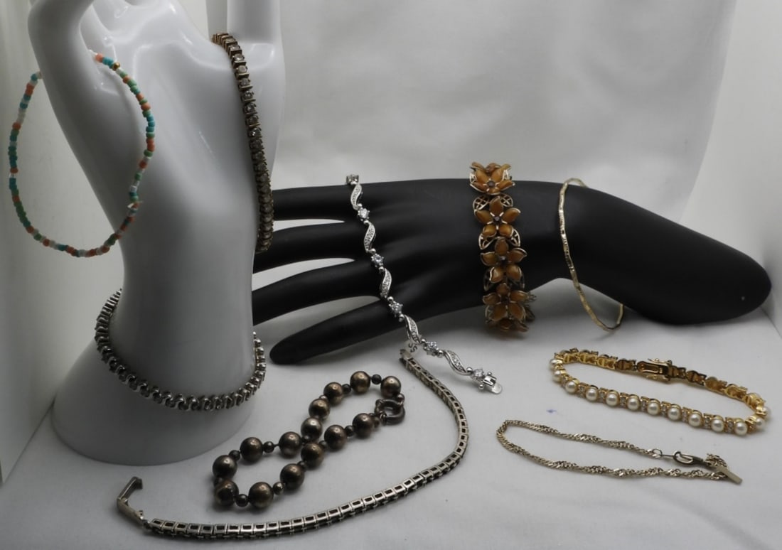 (10) Unique Bracelets: Shop the number 1 Auction House!