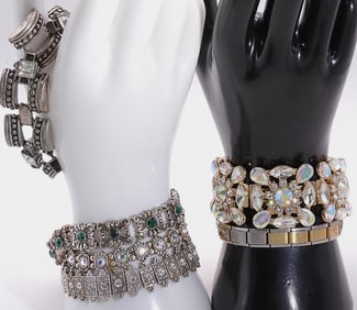 (6) Chunky Bracelets