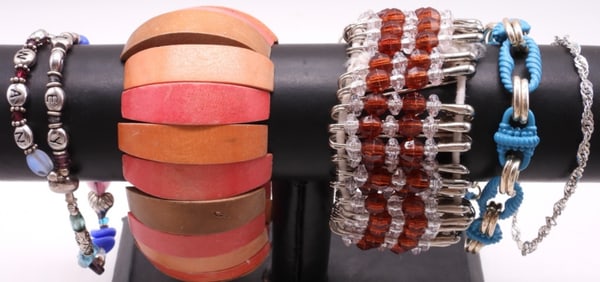 (5) Chunky Bracelets