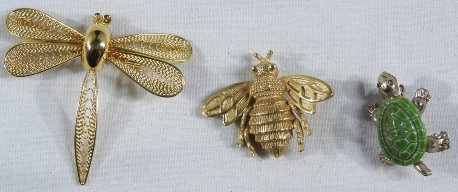 (3) Small Animal/Insect Brooches: turtle, bee and dragon fly