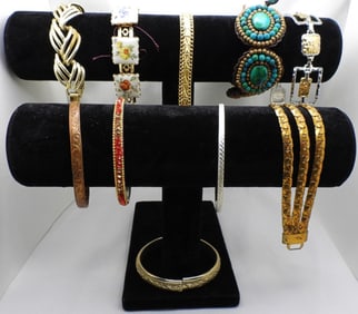 (10) Mixed Lot Of Bracelets