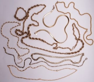 (7) Gold-Tone Chains