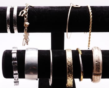 (10) Mixed Lot Of Bracelets