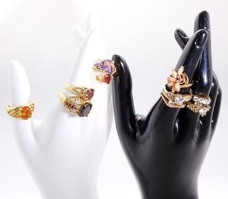 (10) Gold-Tone Rings Sizes: 5-9