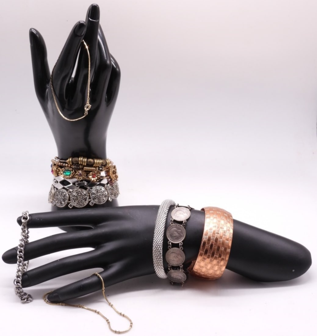 (10) Unique Bracelets: Shop your number 1 Auction House today!