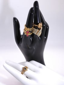 (5) Gold-Tone Womens Rings