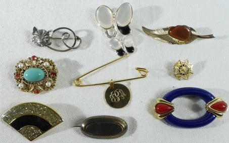 (9) Miscellaneous Brooches