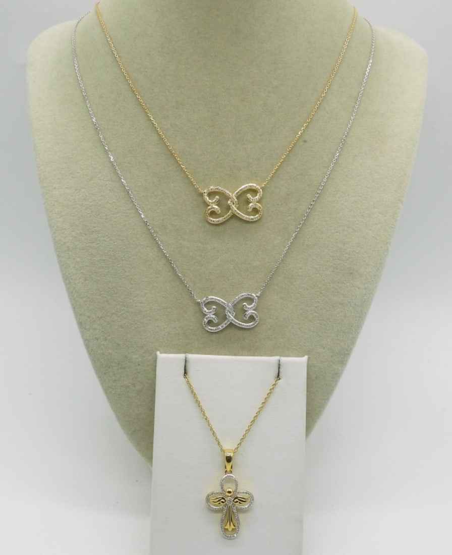 3 Sterling Gold Tone Fashion Necklaces: Three sterling necklaces, two are gold toned. All are 18" long chains. Very pretty! (7 dwt) (6x4x2)