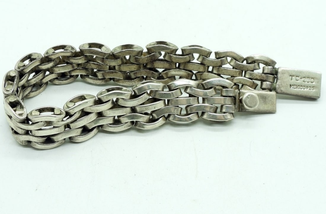 Vintage Taxco Mexico 925 Bracelet (1 of 2)