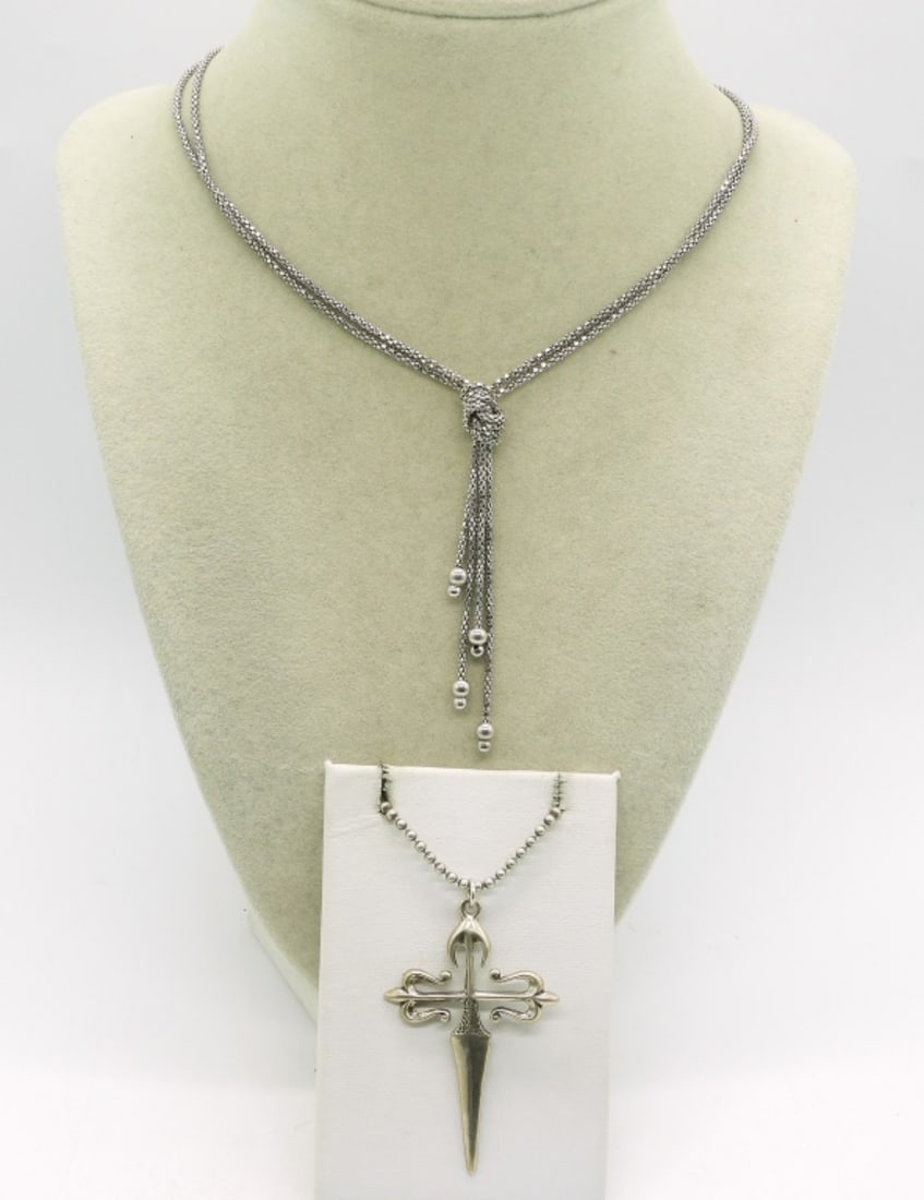 2 Sterling Fashion Necklaces: Two sterling fashion necklaces, 16-18". (14.3 dwt)