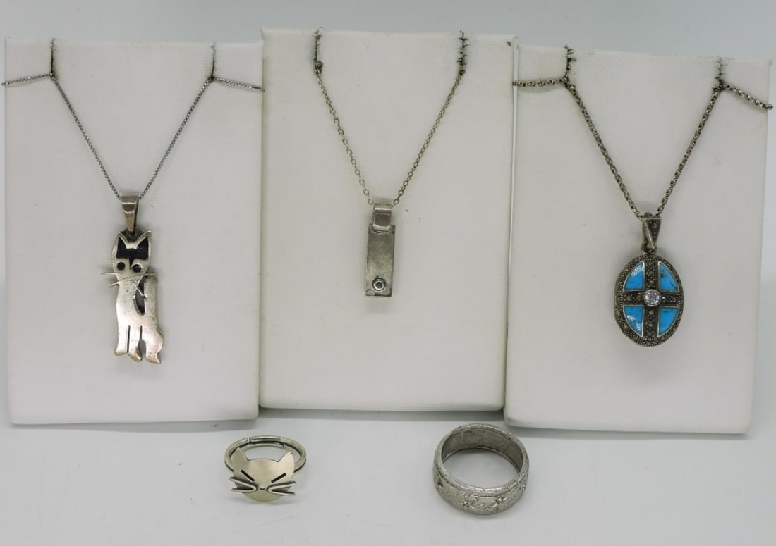 Adorable Vintage Sterling Necklaces & Rings (1 of 3)