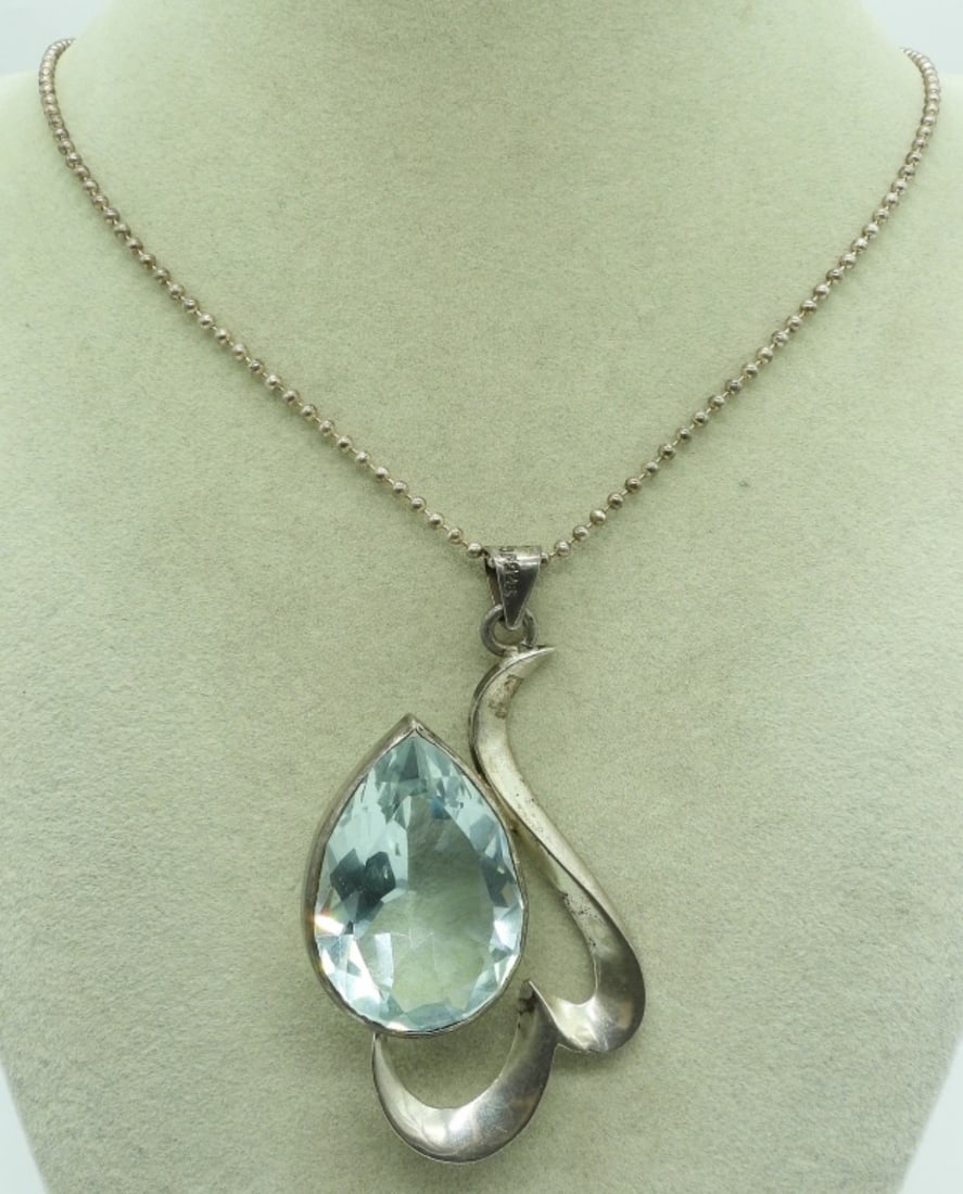 Taxco Blue Topaz Sterling Pendant (1 of 3)