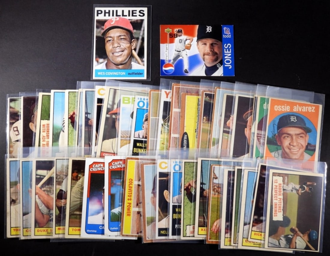 (43) Mixed Lot Of Baseball Cards (1 of 2)
