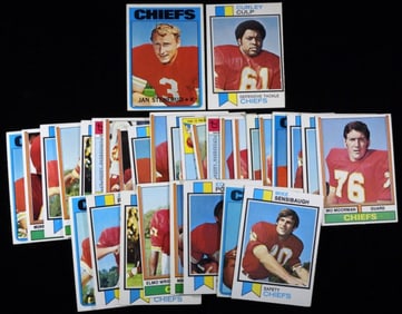 (32) Kansas Chiefs Football Cards